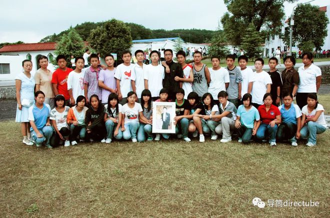 7周年跟随15部纪录片回望开元棋牌试玩512大地震1(图13)
